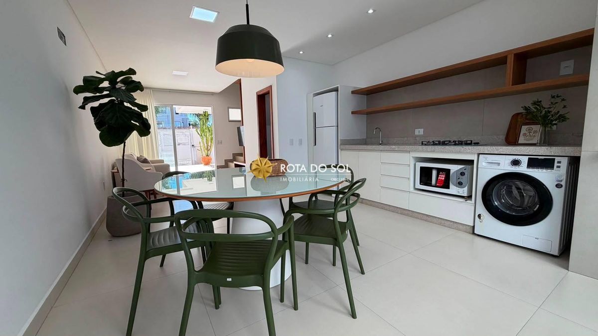 Sobrado Triplex 3 Suítes Praia Mariscal Bombinhas SC - 6
