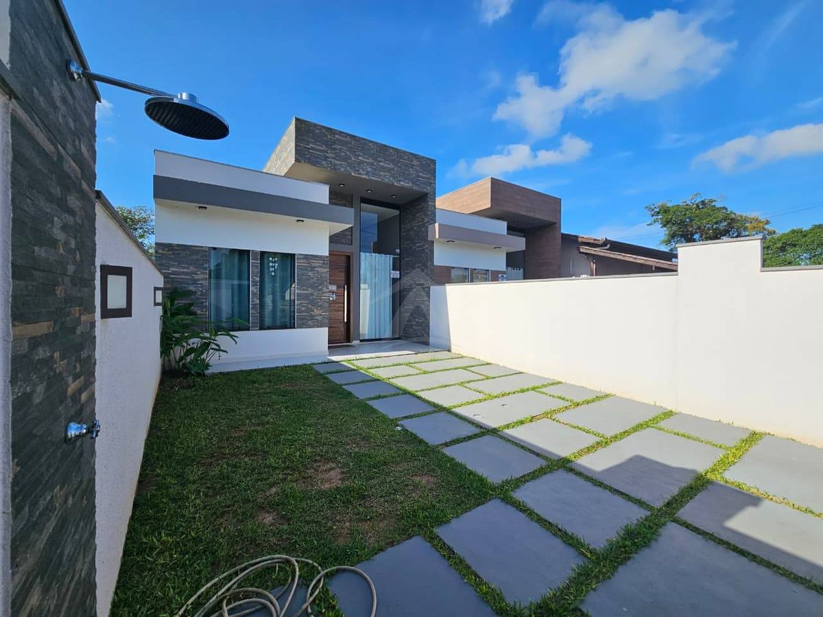 Casa, 3 quartos sendo 1 suíte, barra do sai