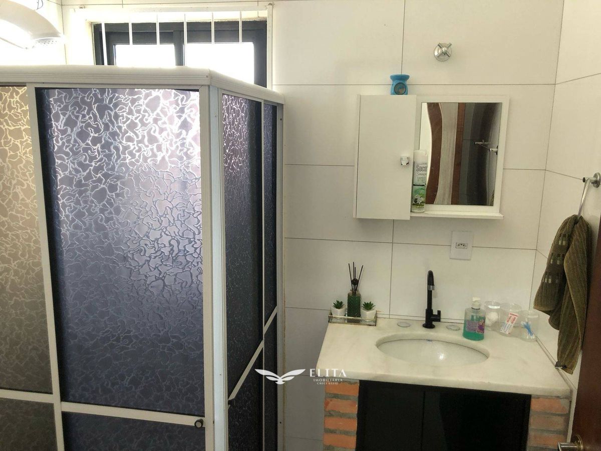 Casa com 3 quartos a R$ 1.170.000,00, no bairro Quinta dos Açorianos - Barra Velha Cód. 2091