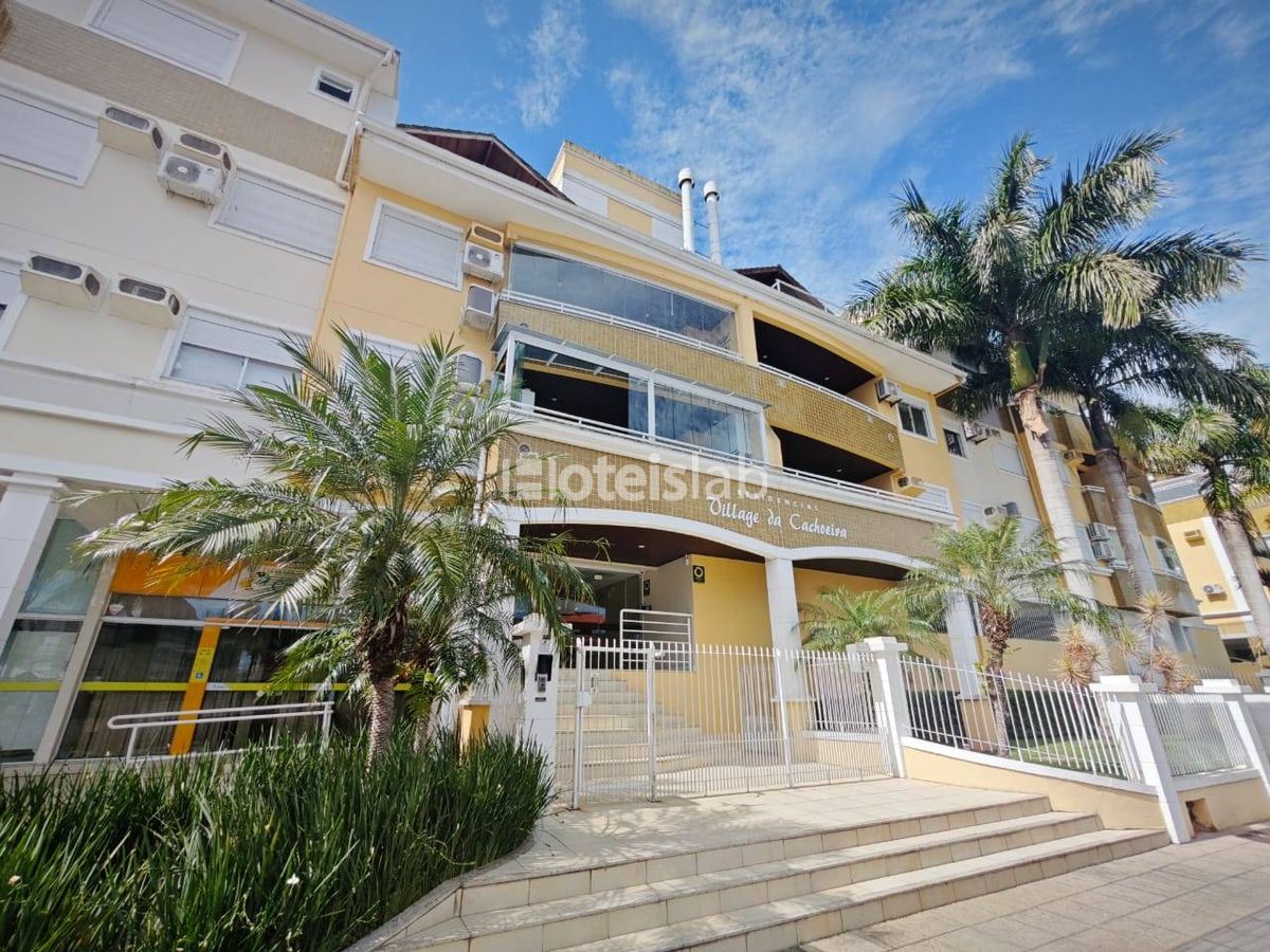 Lindo apartamento de 2 quartos a 150 metros da praia