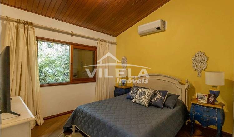 Casa na praia do pulso em ubatuba-sp