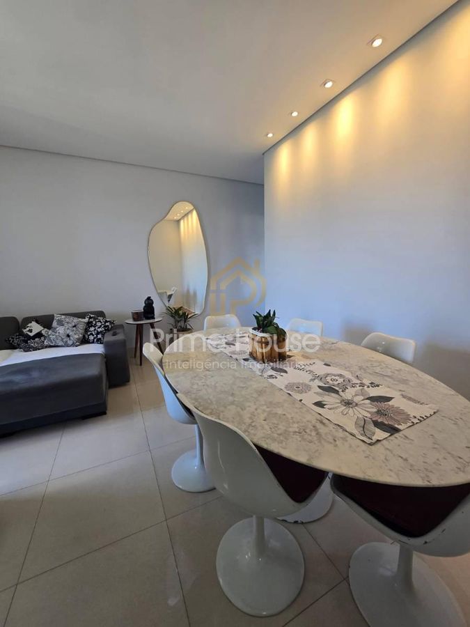Vende-se Apartamento Semi Mobiliado no Edifício Jardim Beira Rio - Cuiabá