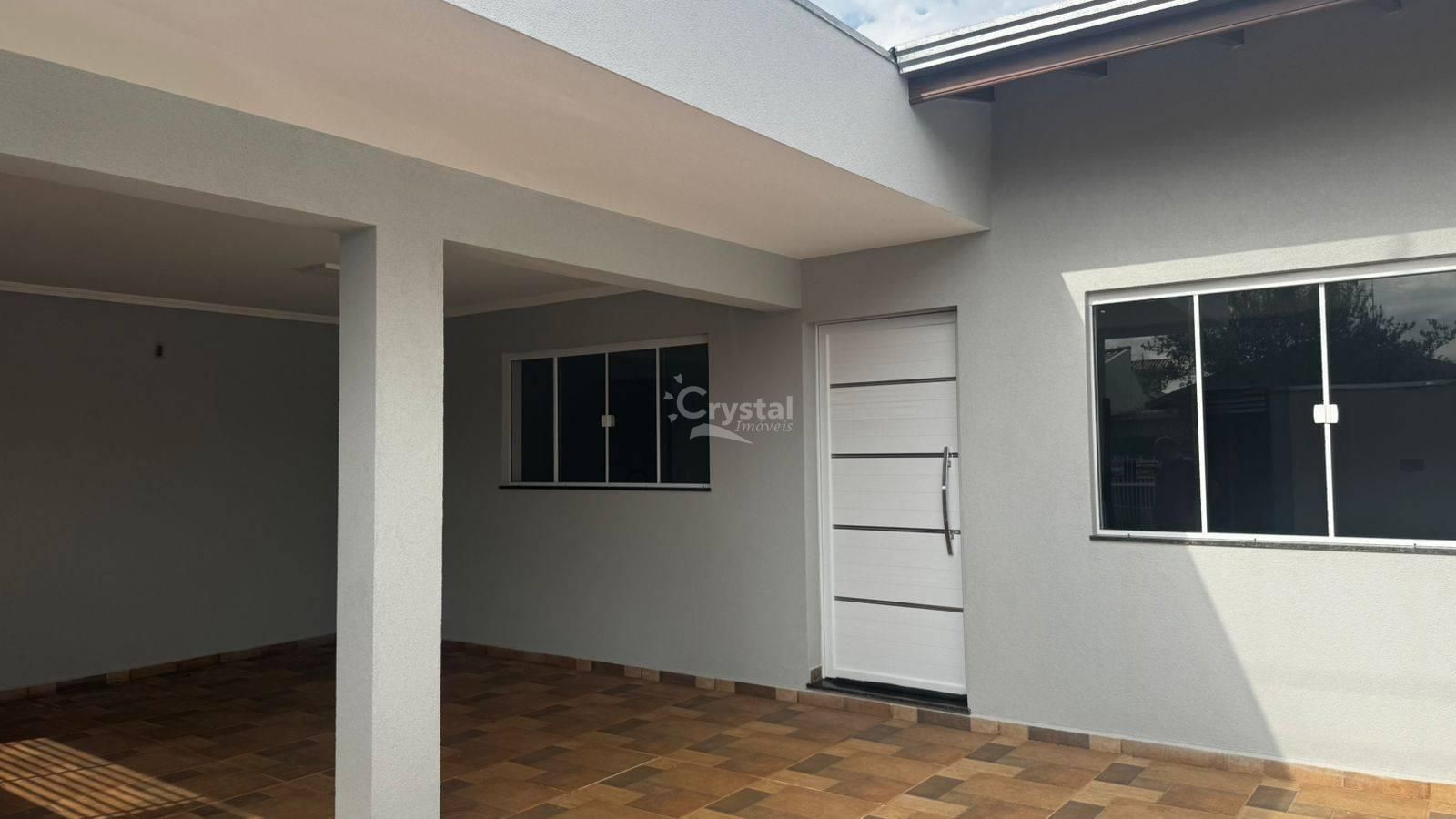 Casa à Venda com Suíte, Área de Lazer e Garagem para 2 Carros no Jardim São Paulo - Avaré. Foto 2