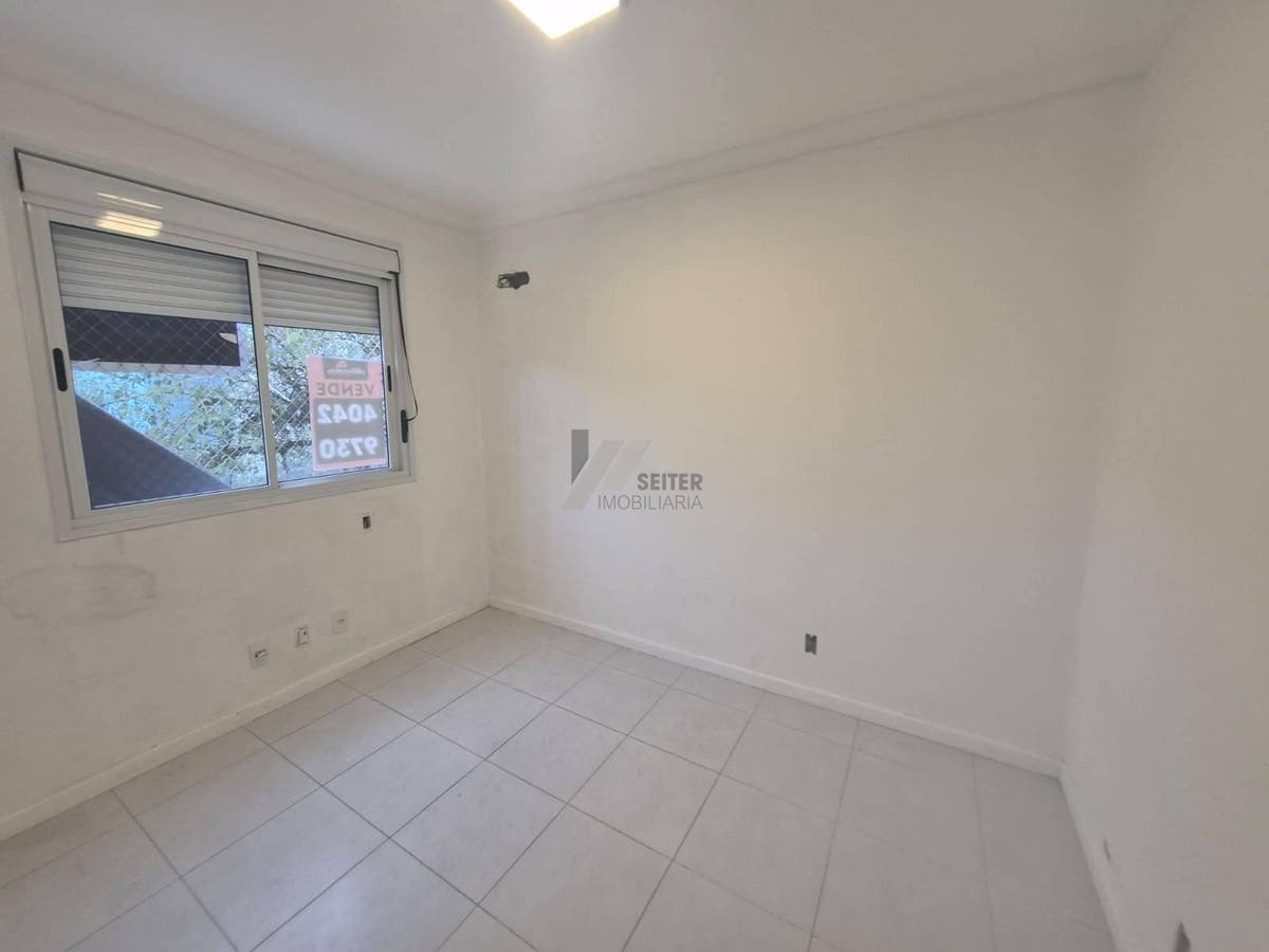Apartamento com 3 quartos para Locação, Itacorubi - Florianópolis