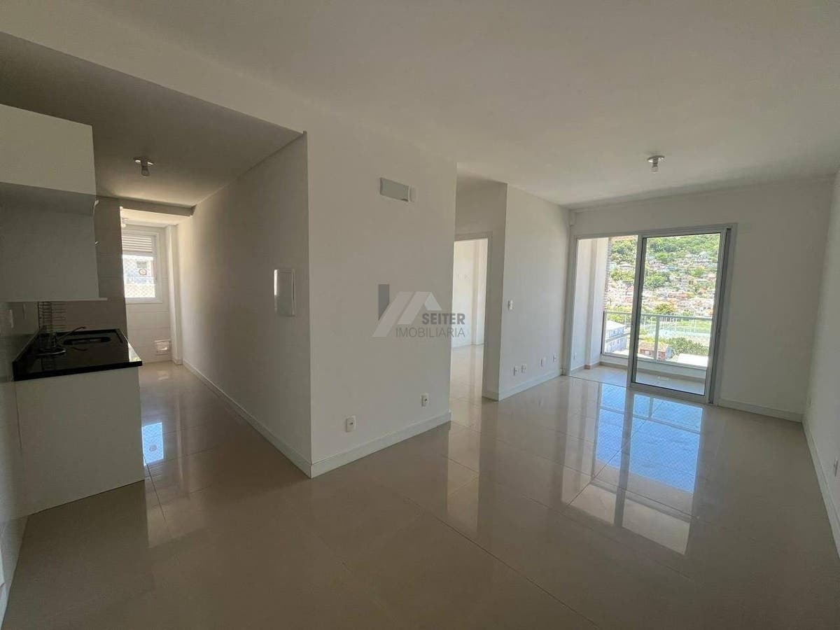 Apartamento 2 quartos sutie Venda Centro Florianópolis