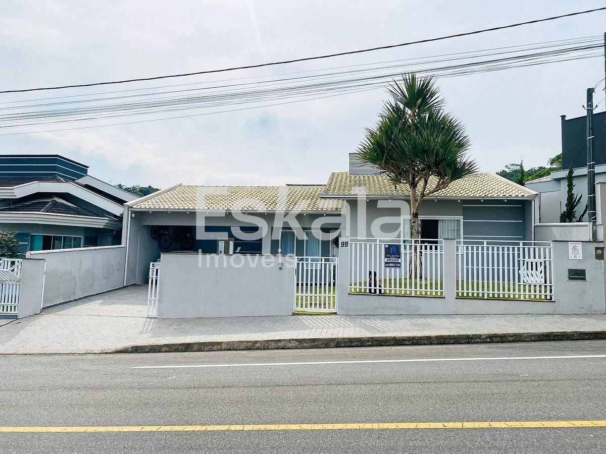 Casa Mobiliada Com Piscina Amizade - Jaraguá Do Sul