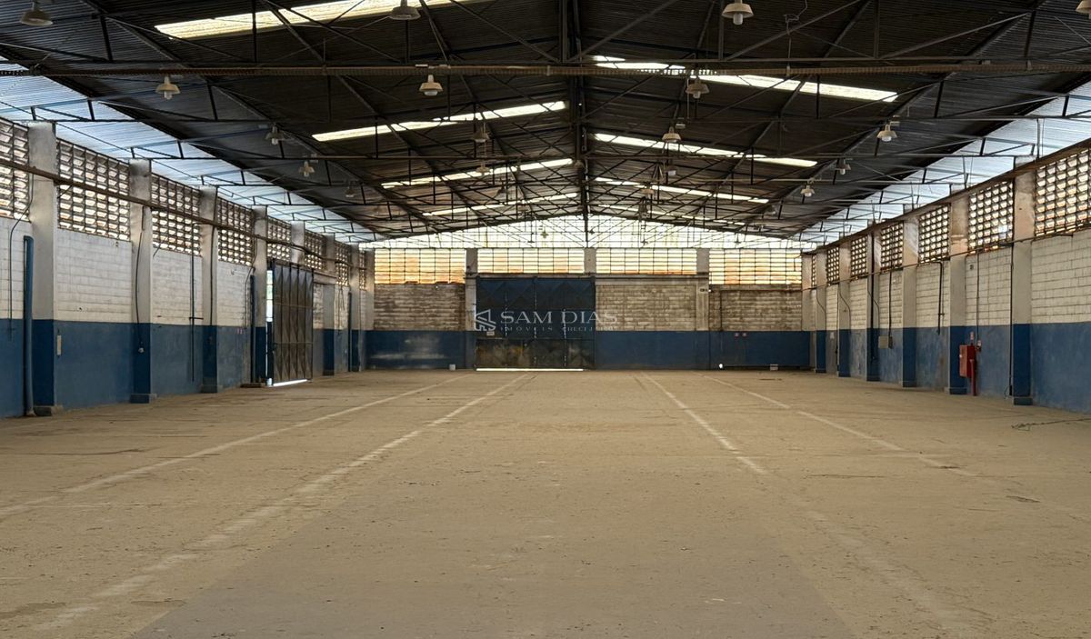 Depósito-Galpão, 1600 m² - Foto 13