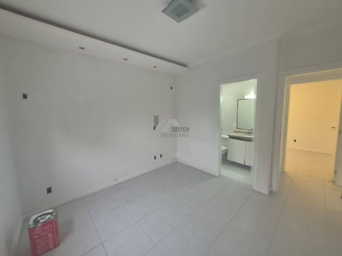 Apartamento com 3 quartos para Locação, Itacorubi - Florianópolis