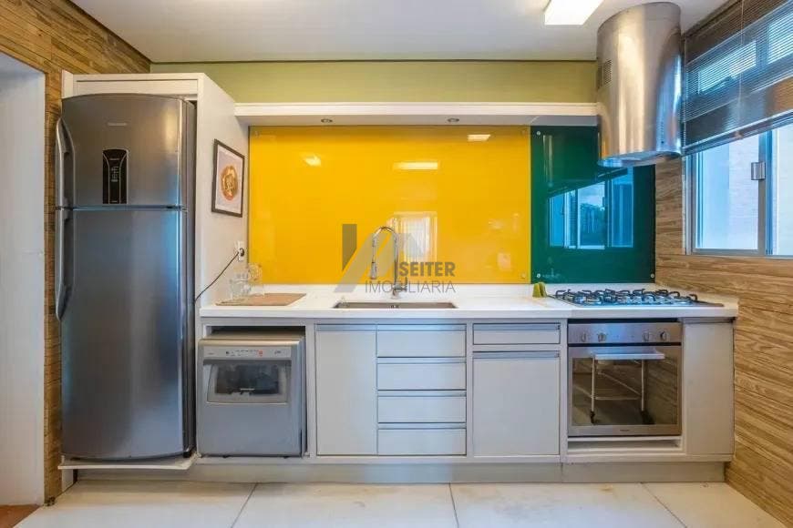 Apartamento com 5 quartos, Centro - Florianópolis