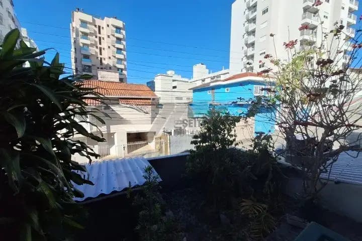 Alugo Casa na Trindade 3 dormitorios