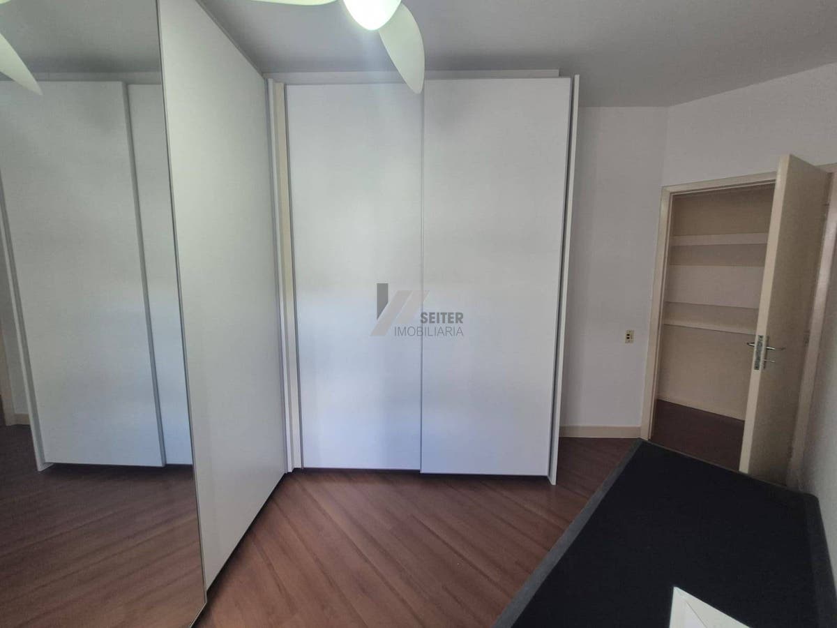 Apartamento com 2 Dormitórios Semimobiliado para Locação no Itacurubi