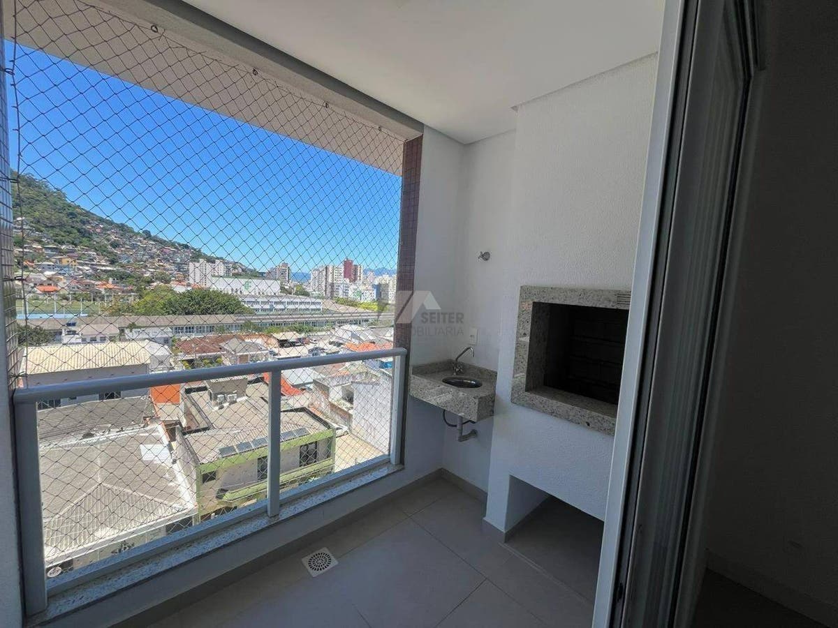 Apartamento 2 quartos sutie Venda Centro Florianópolis