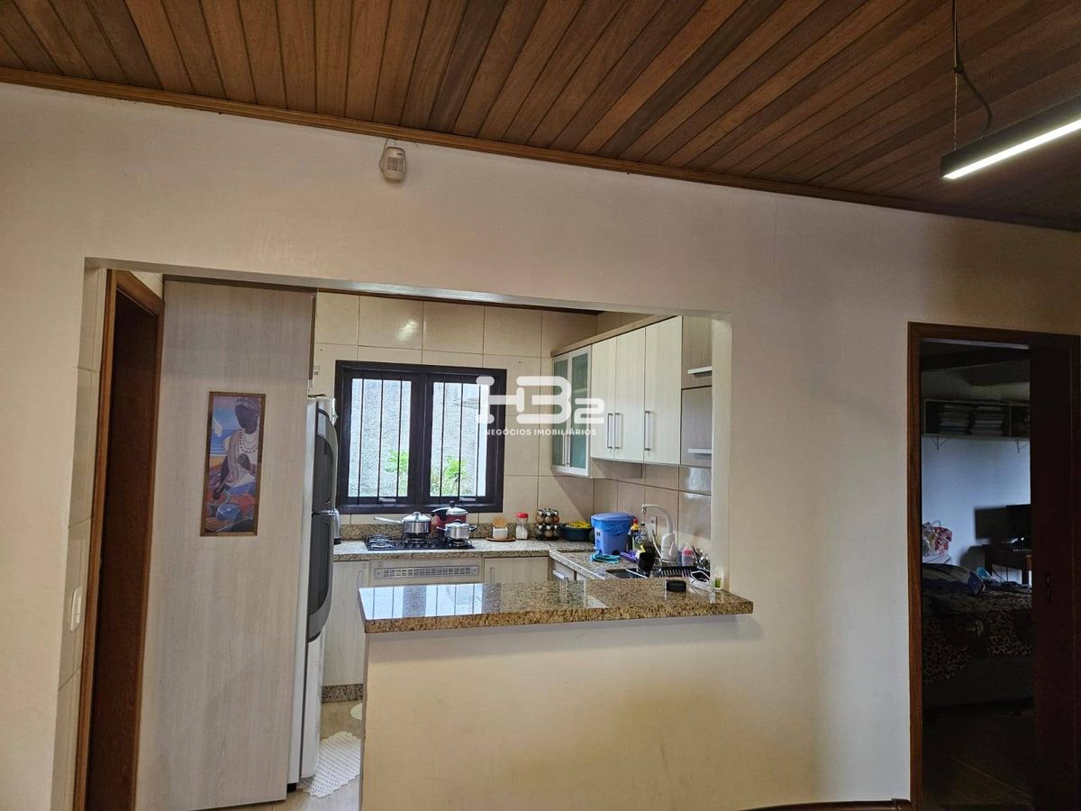 Casa Á Venda