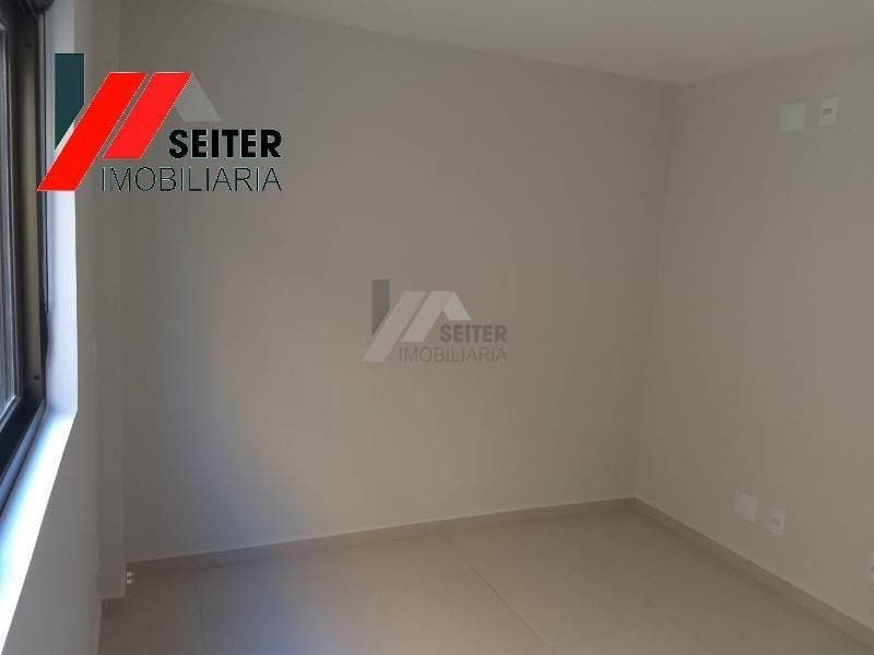 Apartamento com 2 dormitórios na Trindade em Florianópolis