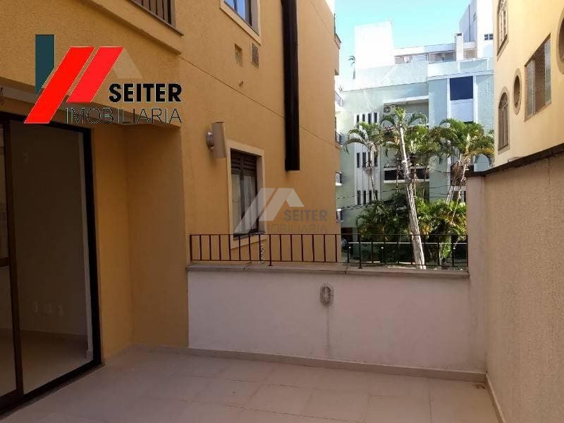 Apartamento com 2 dormitórios na Trindade em Florianópolis