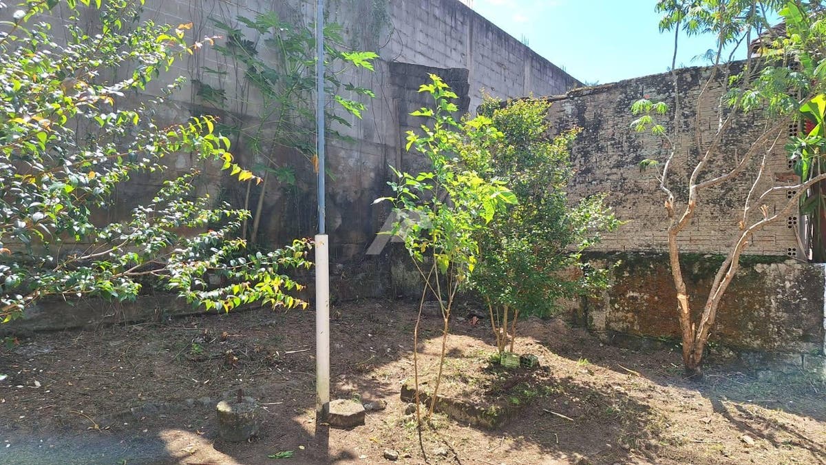 Terreno a venda Agronomica Rua Juvan Rocha n° 352