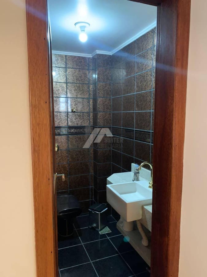 Casa com 5 quartos, Córrego Grande - Florianópolis