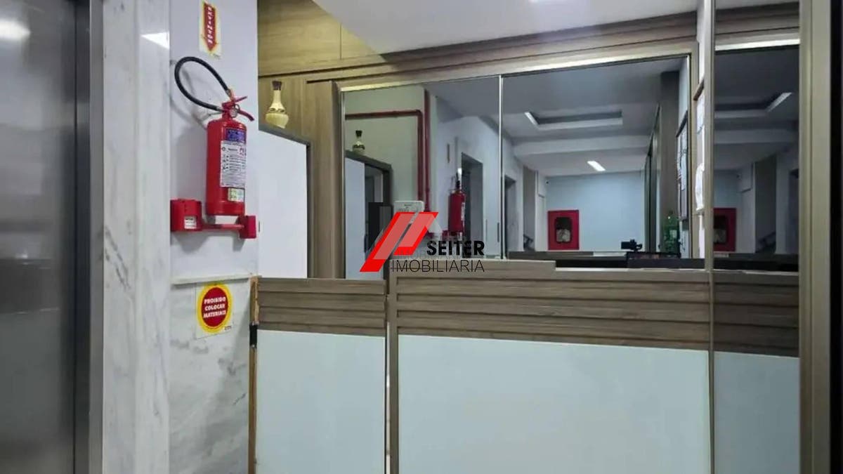 Sala comercial à venda no Centro de Florianópolis