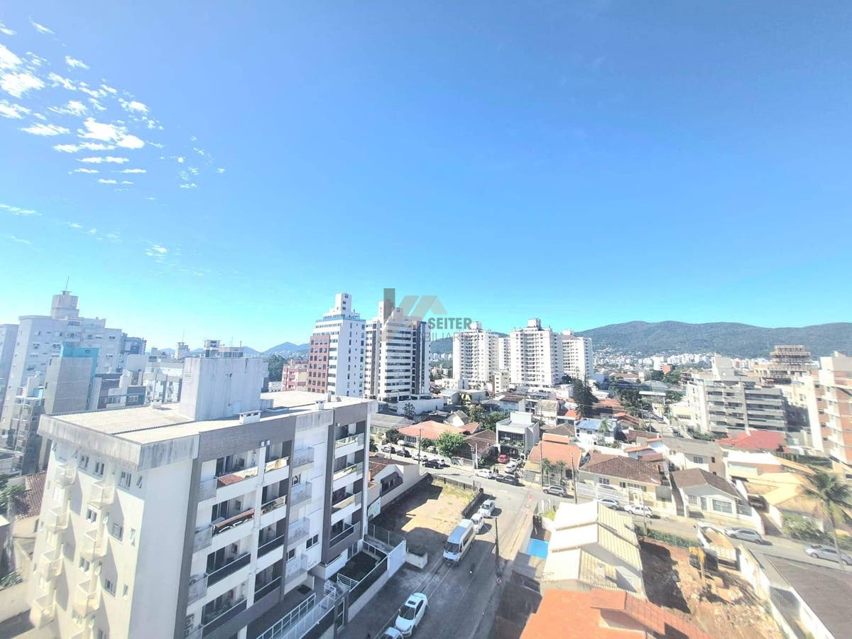Apartamento de 5 quartos sendo 2 suites para alugar na trindade florianopolis