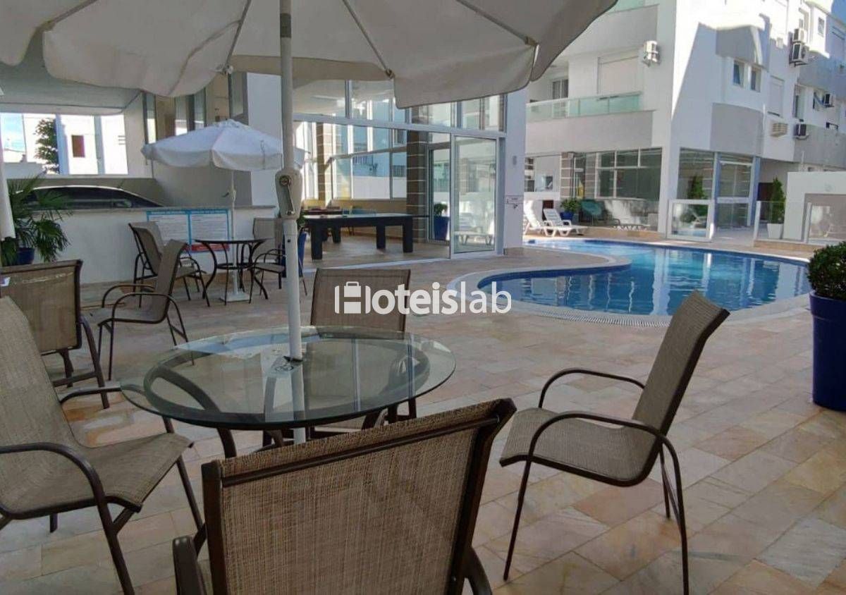 Lindo apartamento de dois quartos