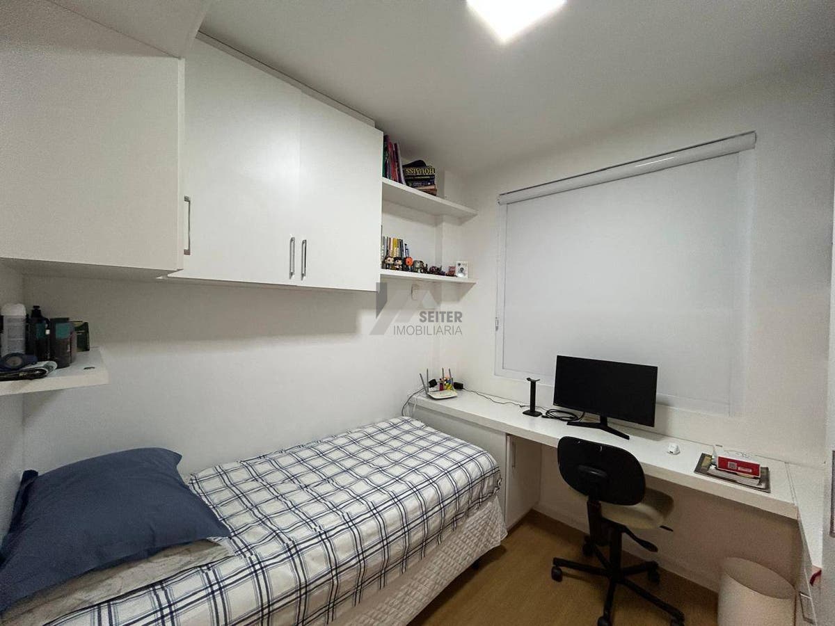 Apartamento com 3 dormitórios para a venda no Itacorubi