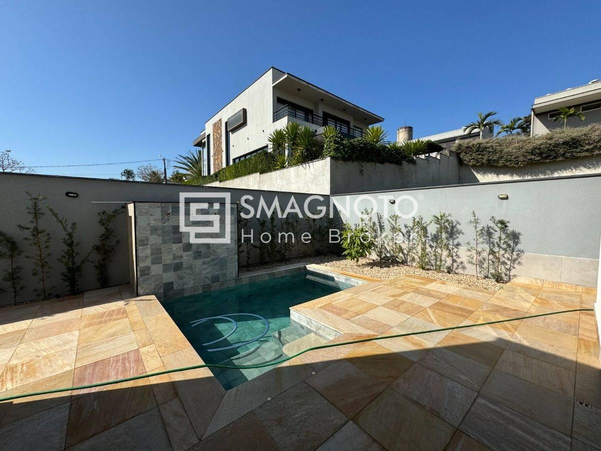 Casa com 3 Suites à venda, 300 m² por R$ 2.700.000 - Monte Alegre - Piracicaba/SP