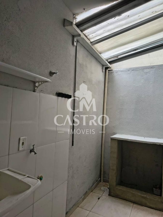 Sobrado 2 quartos em Parque Guaianazes, São Paulo. Padrão simples e funcional. 65m²