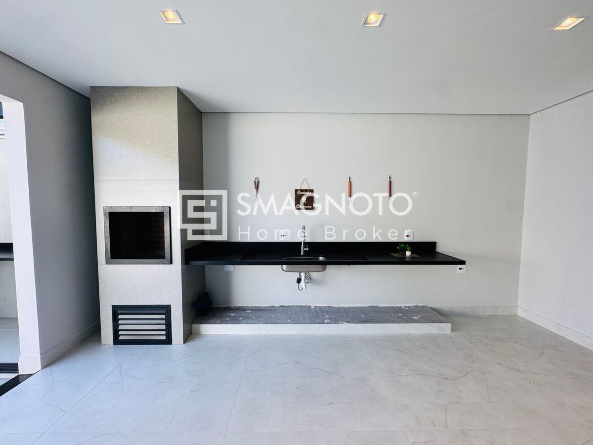 Casa Térrea com 3 Suítes e piscina à Venda no Quinta do Engenho Rio das Pedras R$ 1.199.000