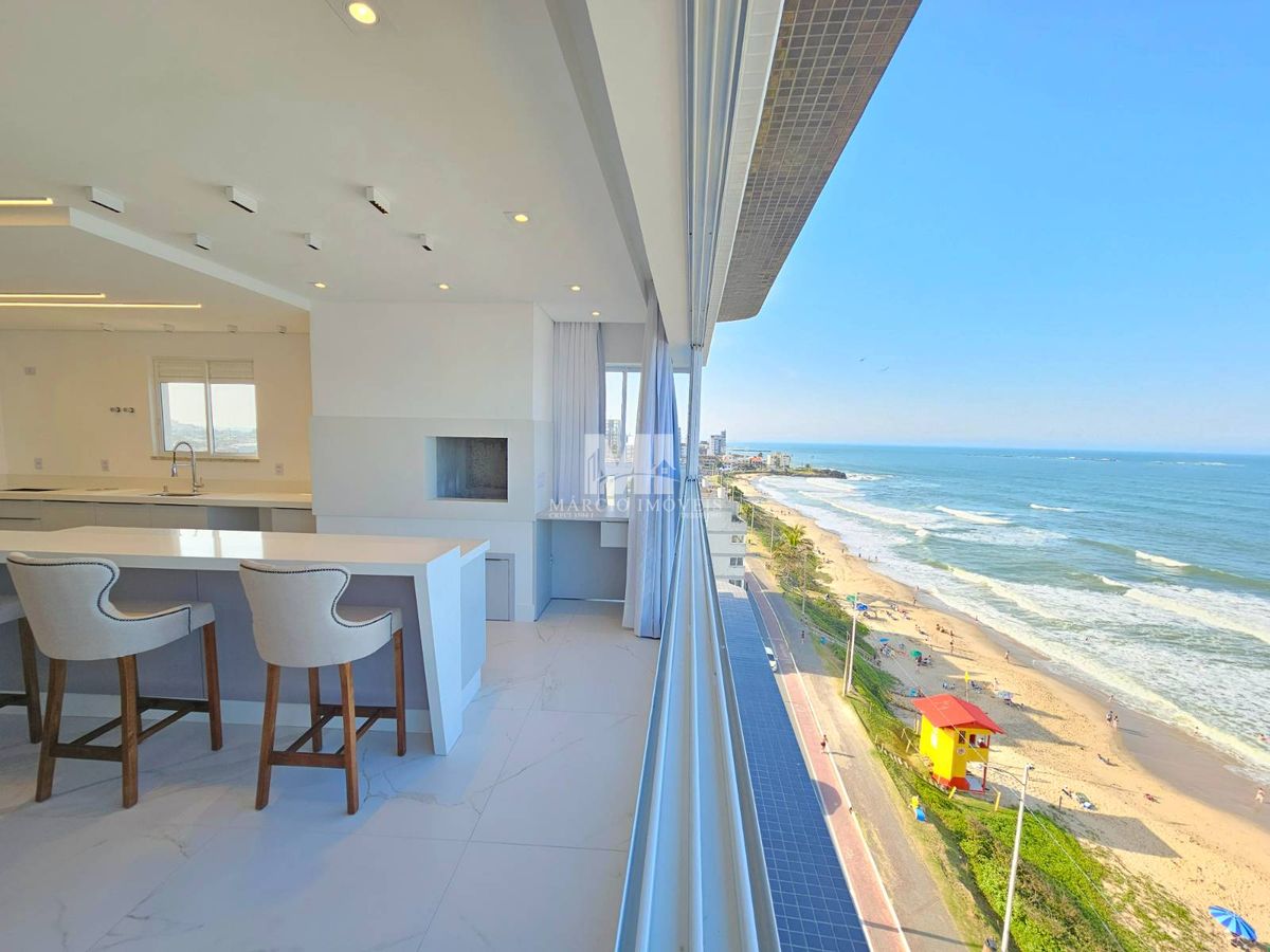 Apartamento frente mar