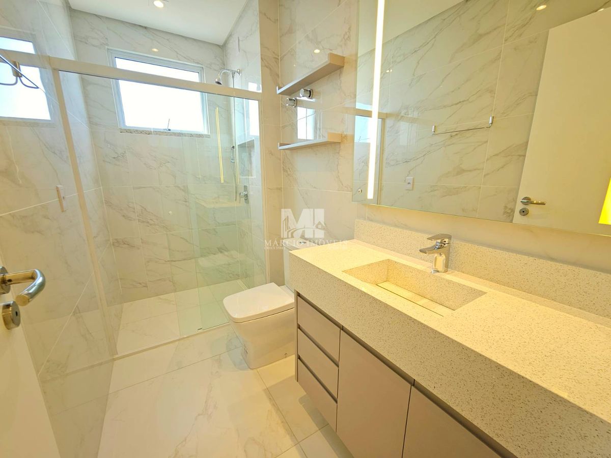 Apartamento frente mar