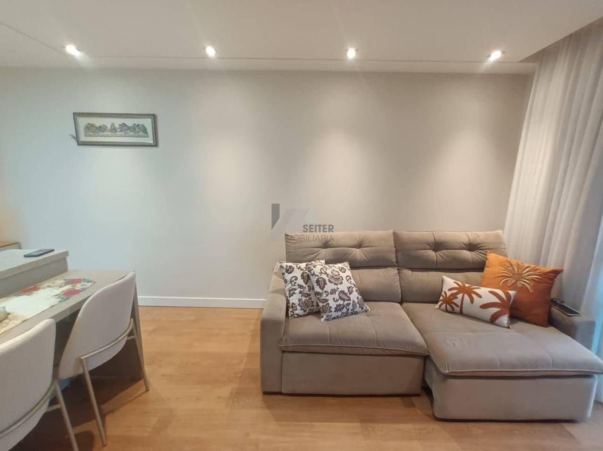 Apartamento com 2 quartos, Itacorubi - Florianópolis
