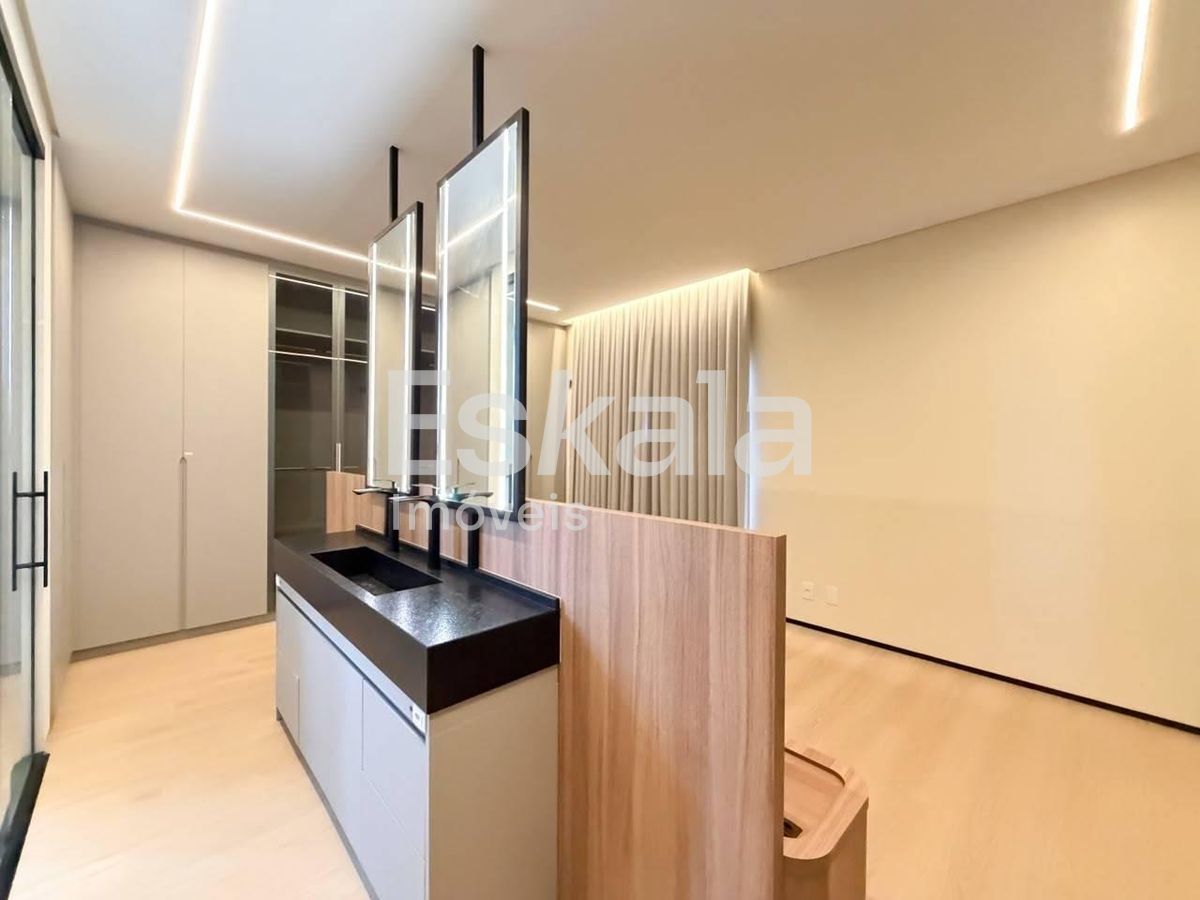 Casa Semimobiliada Com 01 Suíte + 02 Dormitórios Rau - Jaraguá Do Sul