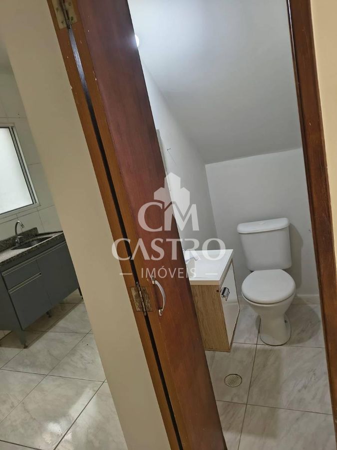 Sobrado 2 quartos em Parque Guaianazes, São Paulo. Padrão simples e funcional. 65m²