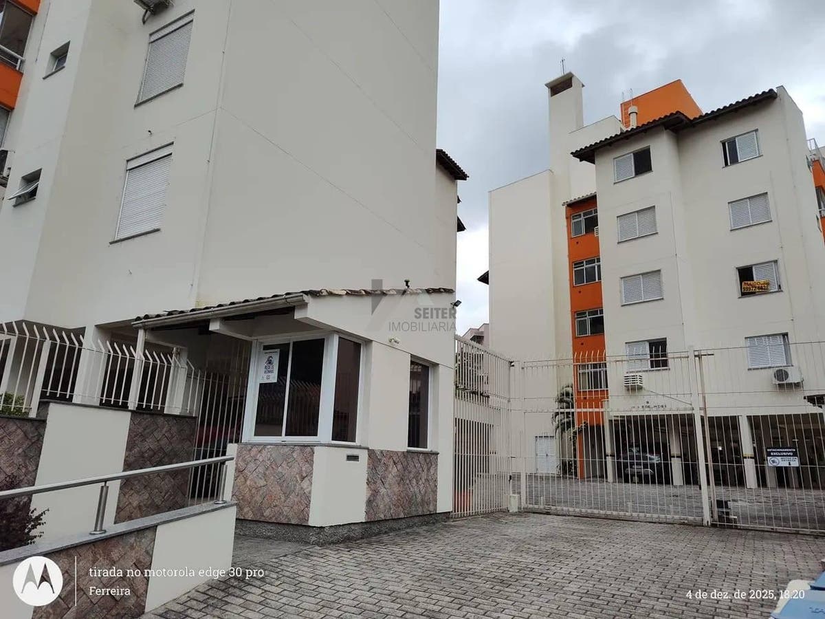 Apartamento com 2 dorm e 1 suíte no Pantanal