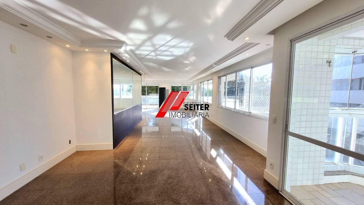 Apartamento de 4 dormitorios para alugar na Beira Mar de Florianopolis