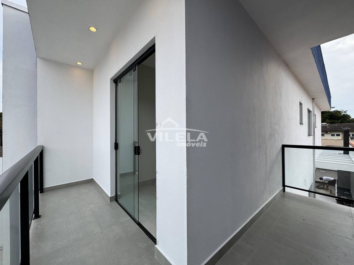 Sobrado Novo com Piscina e Área Gourmet no Bairro Porto Novo -Carguatatuba-Sp