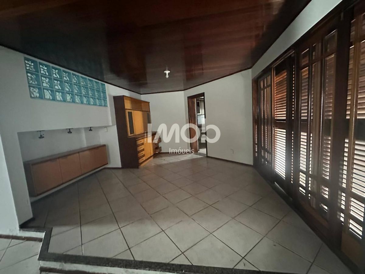 Casa com suíte master + 4 quartos, centro - foto 11