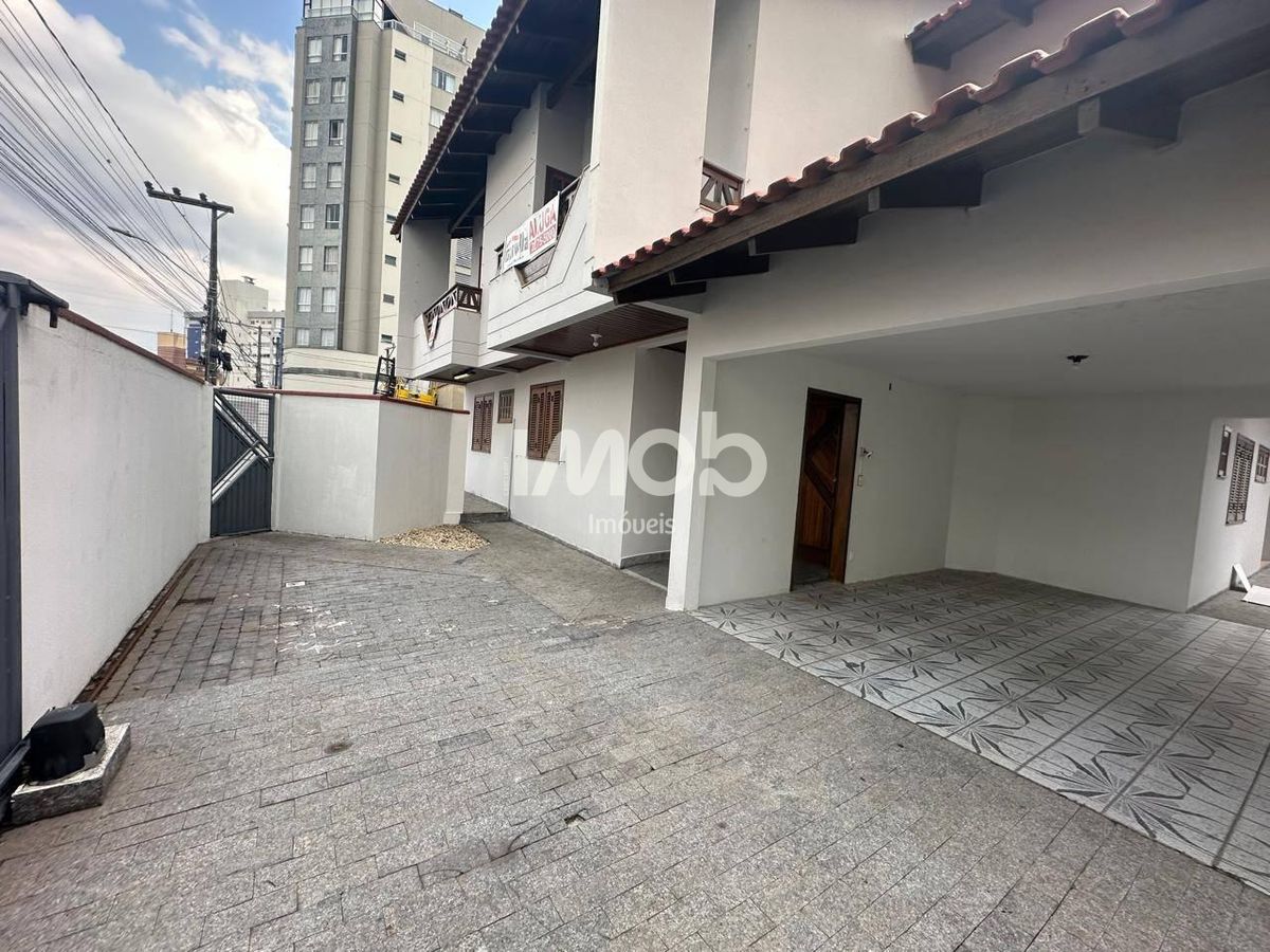 Casa com suíte master + 4 quartos, centro - foto 4