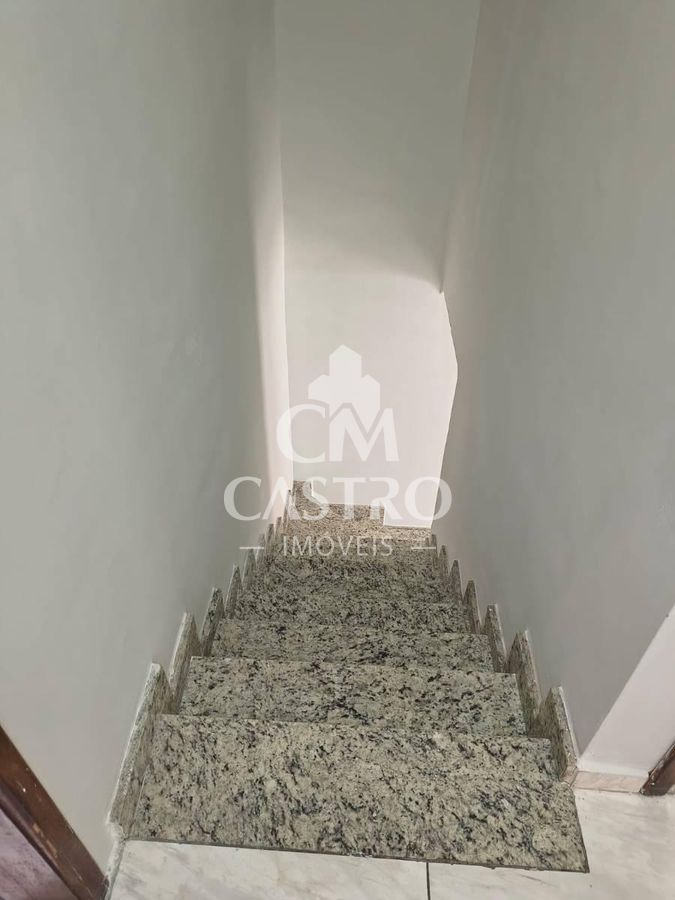Sobrado 2 quartos em Parque Guaianazes, São Paulo. Padrão simples e funcional. 65m²