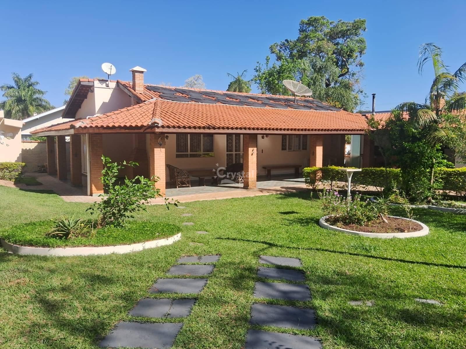 Casa de Condomínio à Venda na Represa Jurumirim, com 3 Quartos, Piscina Aquecida, Sauna e Campo de Futebol - Avaré. Foto 2
