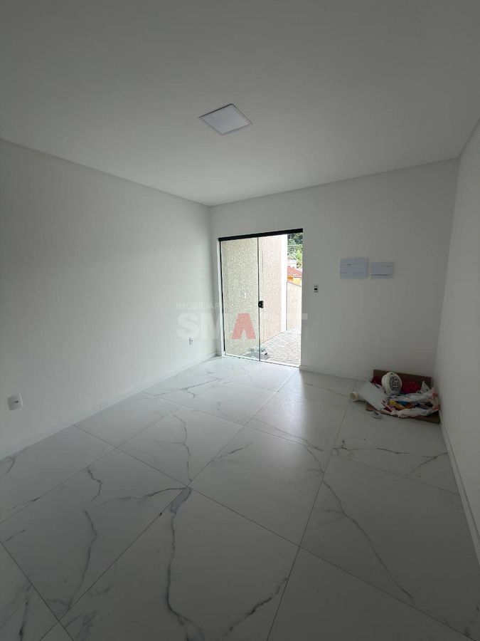 Geminado com 2 suítes no Tifa Martins
