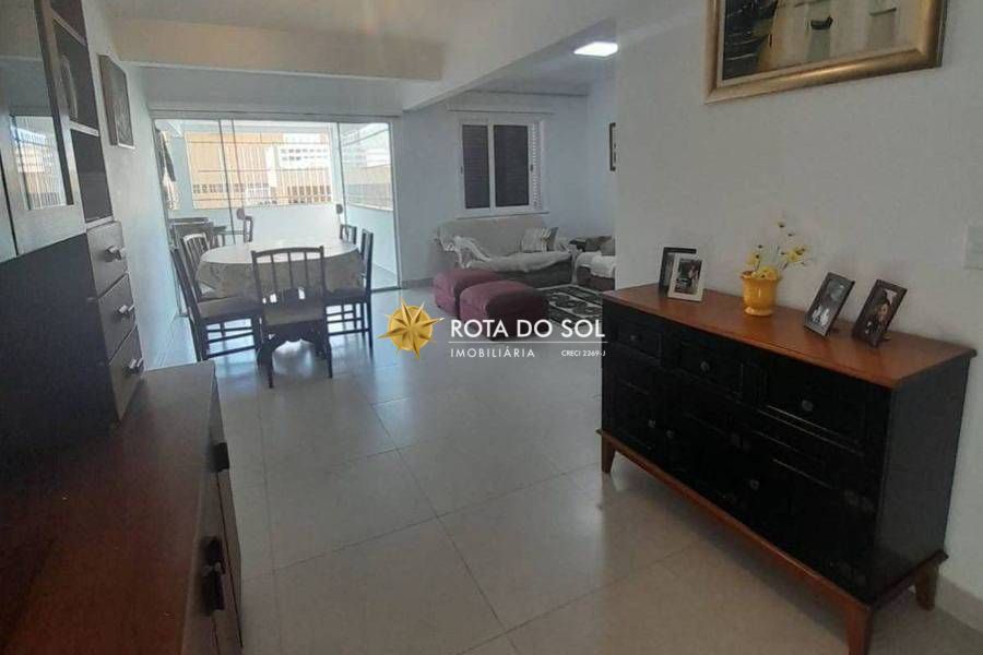 Daniela Apartamento 3 quartos quadra mar Praia Centro Bombinhas SC — foto 4