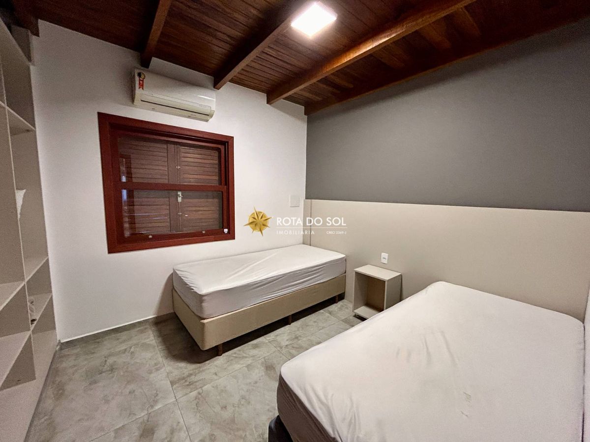 Casa Frente Mar à venda Praia Centro Bombinhas SC - 15