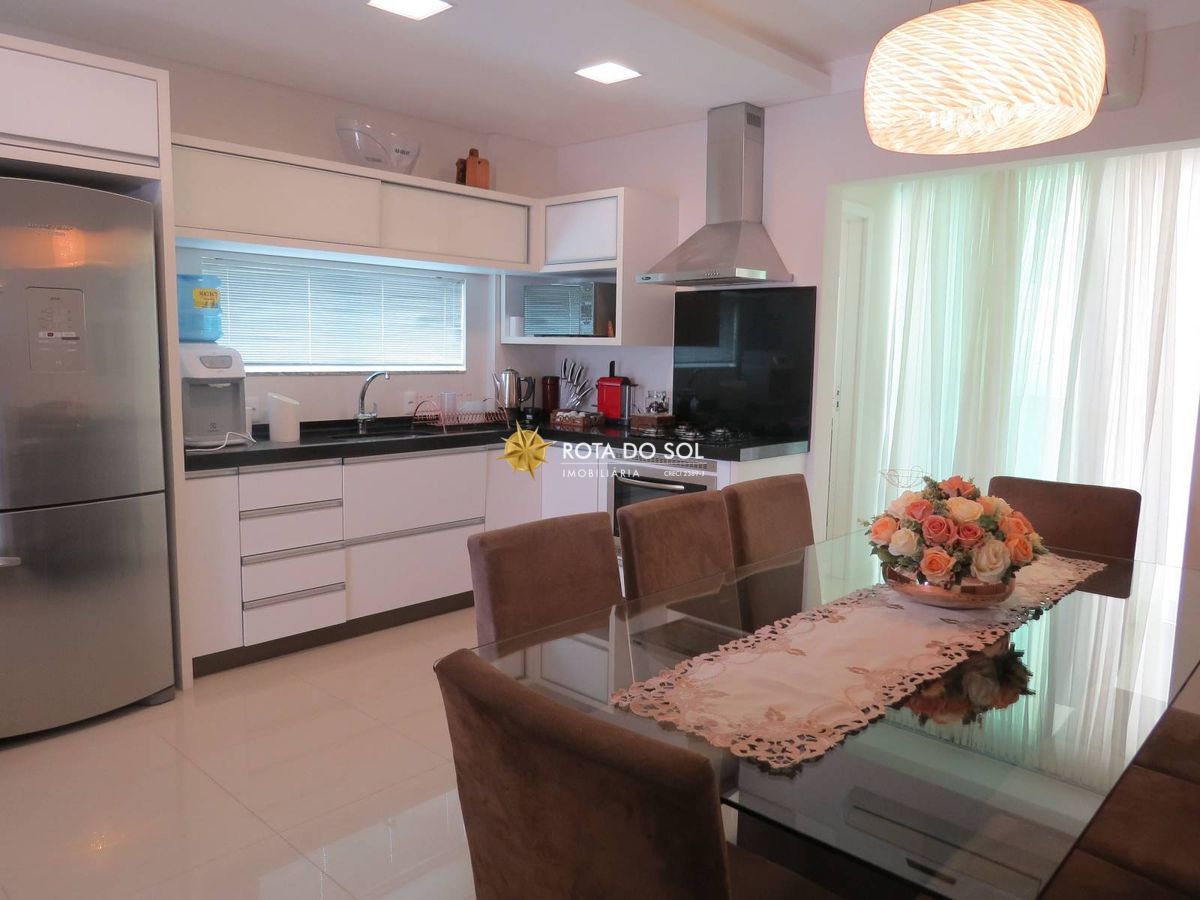 Residencial Tahiti Cobertura 3 suítes Mobiliada à venda Praia Bombinhas SC - 7