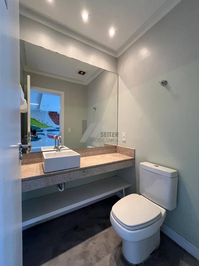 Casa Comercial Ampla para Locação no Pequeno Príncipe – Florianópolis
