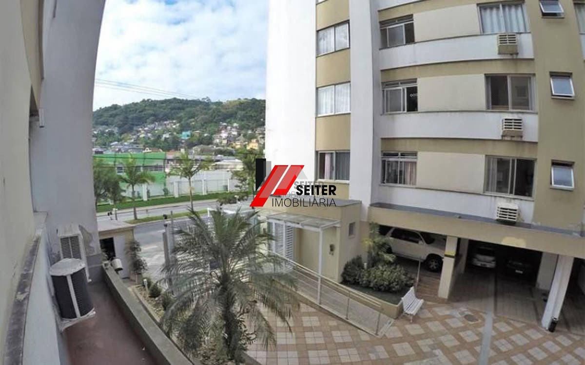 Apartamento de 3 quartos a venda na Av Mauro Ramos Centro