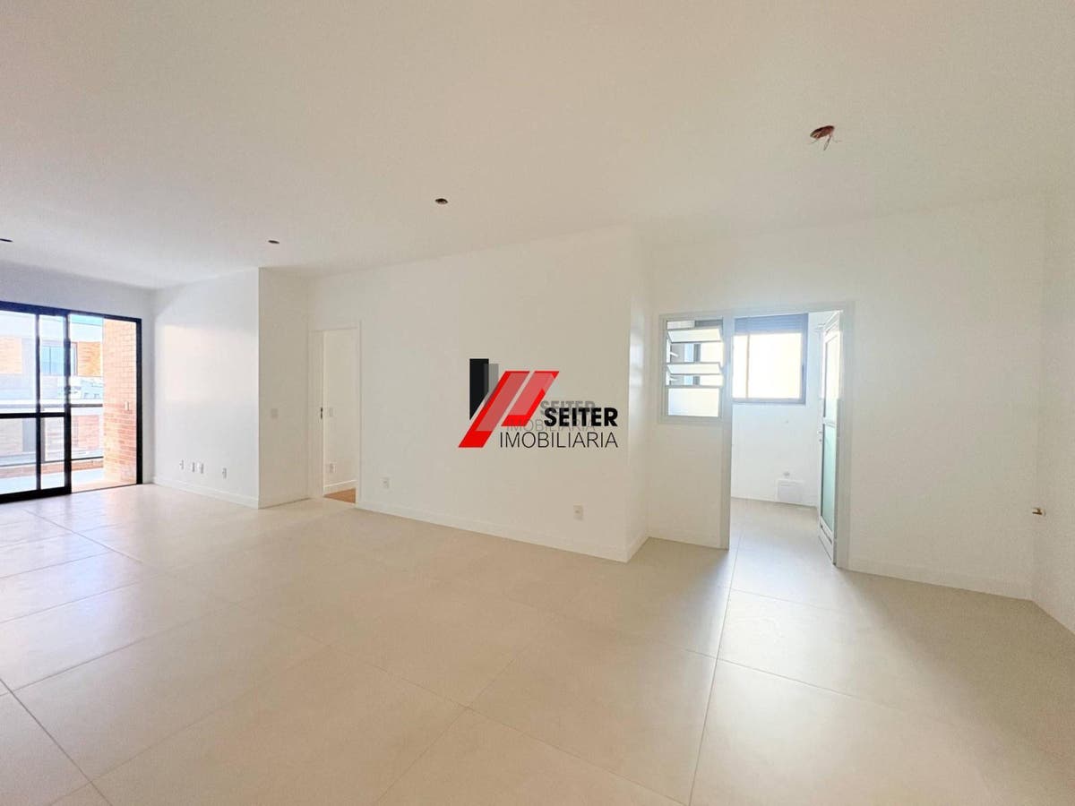 Apartamento à venda no Itacorubi Florianópolis