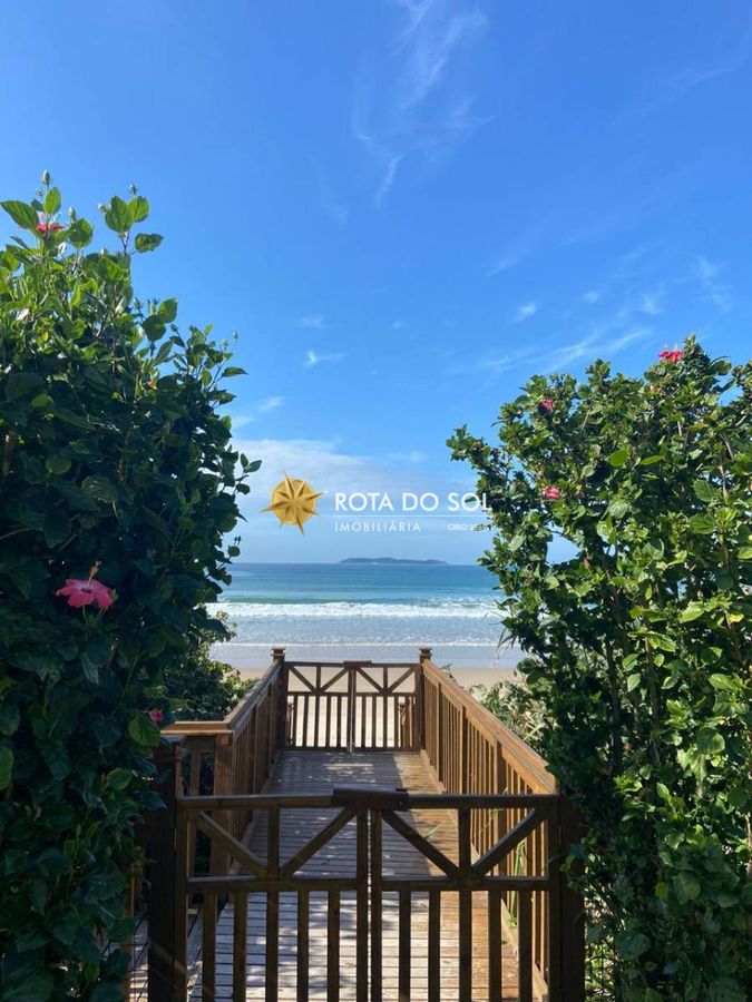 Guilhermina Residencial Sobrado frente mar Praia Canto Grande Bombinhas SC — foto 5