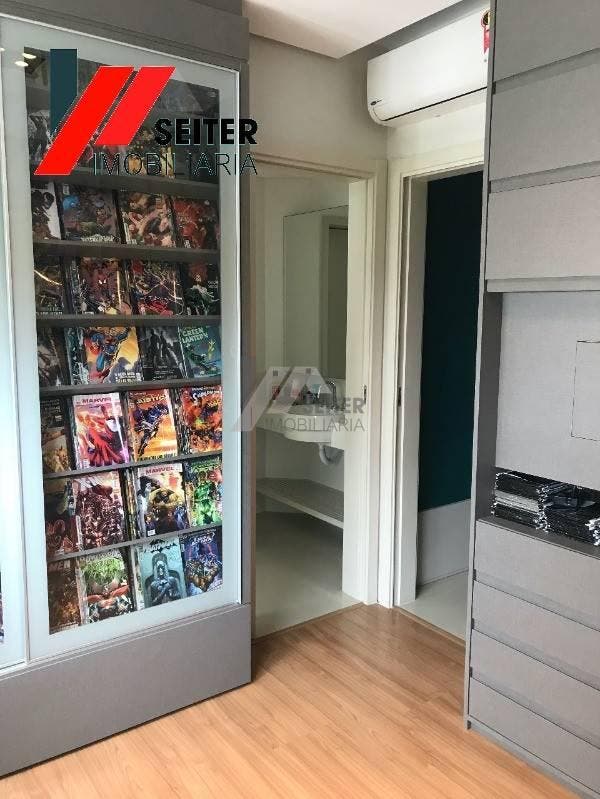 Apartamento 3 dormitórios com suite à venda centro Florianopolis
