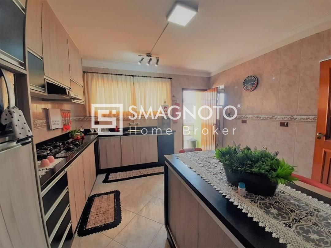 Casa com 3 dormitórios à venda, 186 m² por R$ 650.000,00 - Vila Rezende - Piracicaba/SP